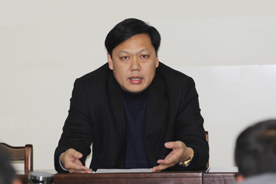 华体会(中国)总经理牛小昌在会上向大家提出希望和要求