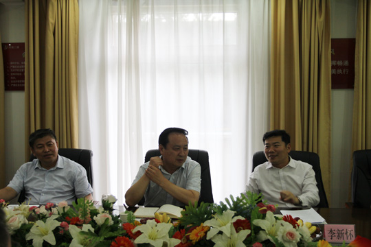 省住建厅、市住建委领导与华体会(中国)领导进行工作交流