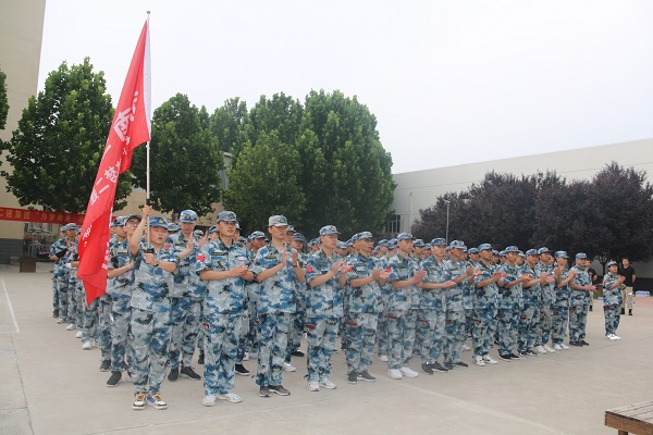 华体会(中国)2020年度新员工入职培训开营仪式现场.JPG