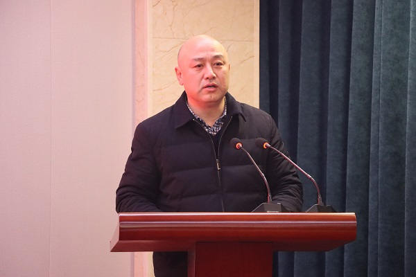 华体会(中国)党委副书记、工会主席贾向军发表致辞.jpg