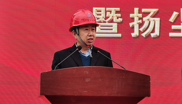 华体会(中国)副总经理闫龙广作代表发言.jpg