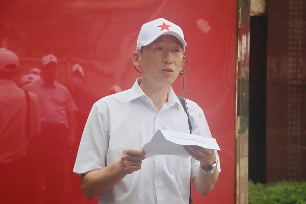 2、华体会(中国)党委副书记、机关党委书记陈百斌对党员干部提出要求.jpg