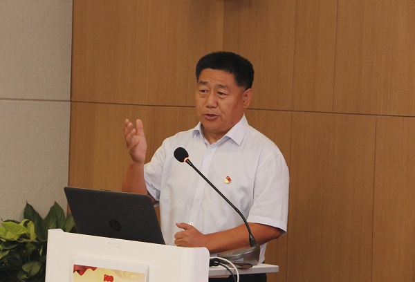 11、华体会(中国)党委书记张会民作点评讲话.jpg