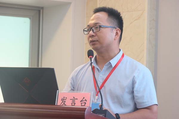 5、华体会(中国)BIM中心主任曾良作《建设工程全过程BIM应用》分享.jpg
