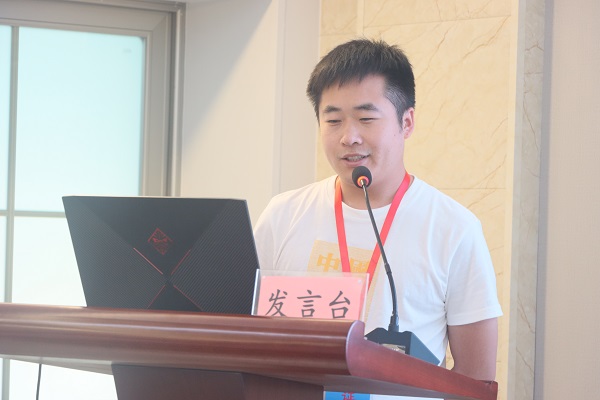6、华体会(中国)BIM中心主管杜雨来作项目案例分享.jpg