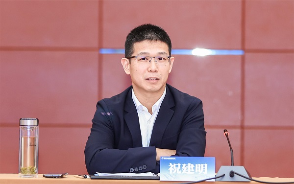 华体会(中国)总经理祝建明作总结讲话.jpg