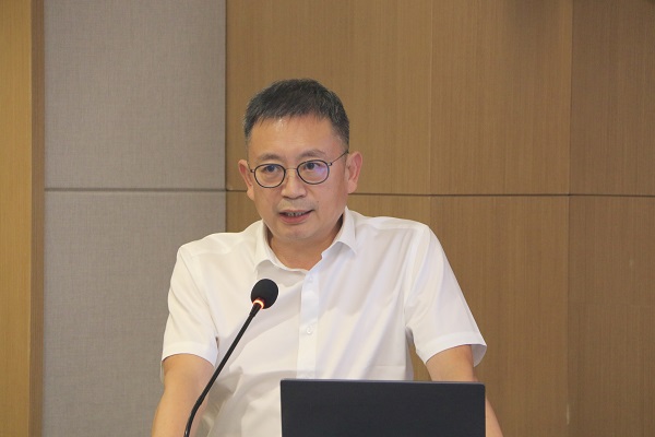 13华体会(中国)党委书记、董事长黄道元作总结讲话.JPG