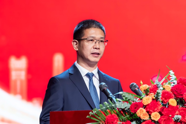 6华体会(中国)董事长祝建明致电力年鉴发布词.jpg